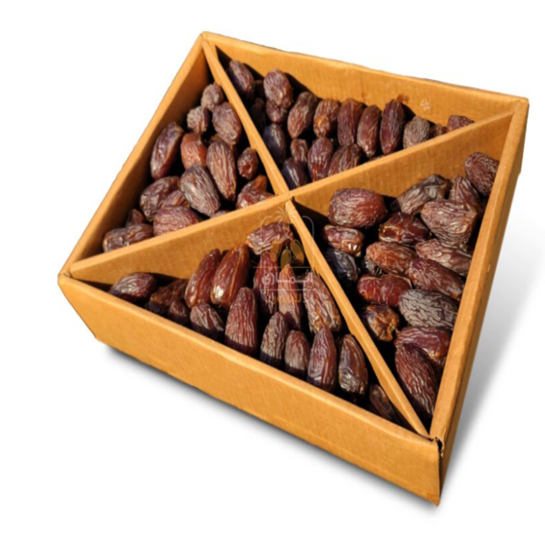 Athmary Jordanian Majdool Dates green carton
